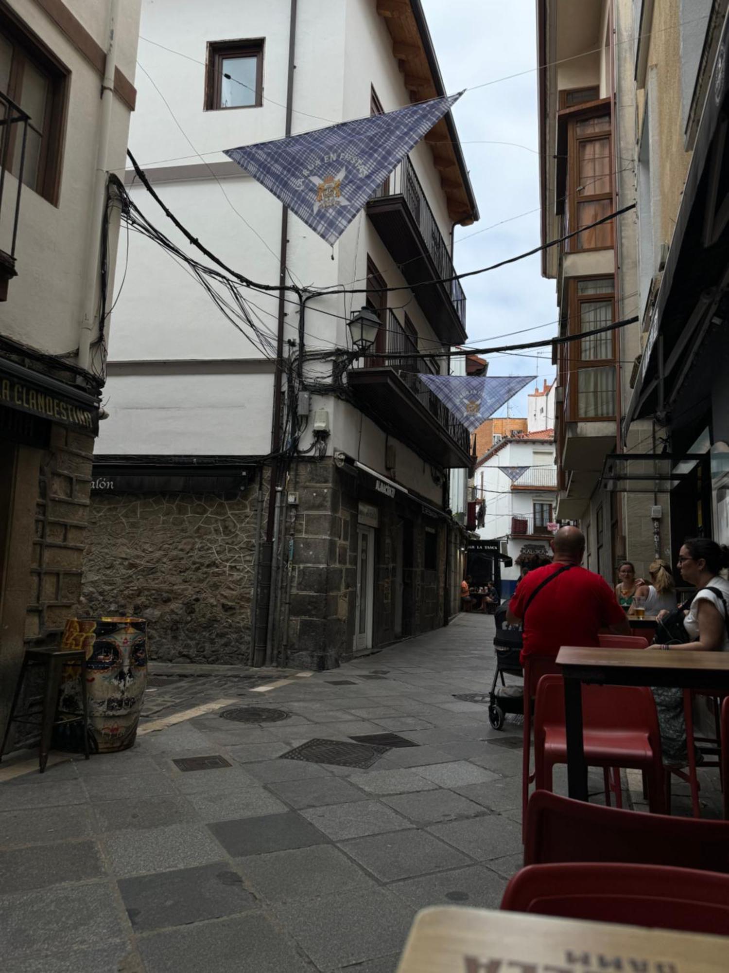 La Zona Mas Animada De Castro, Bares Y Restaurantes Lejlighed Castro Urdiales Eksteriør billede
