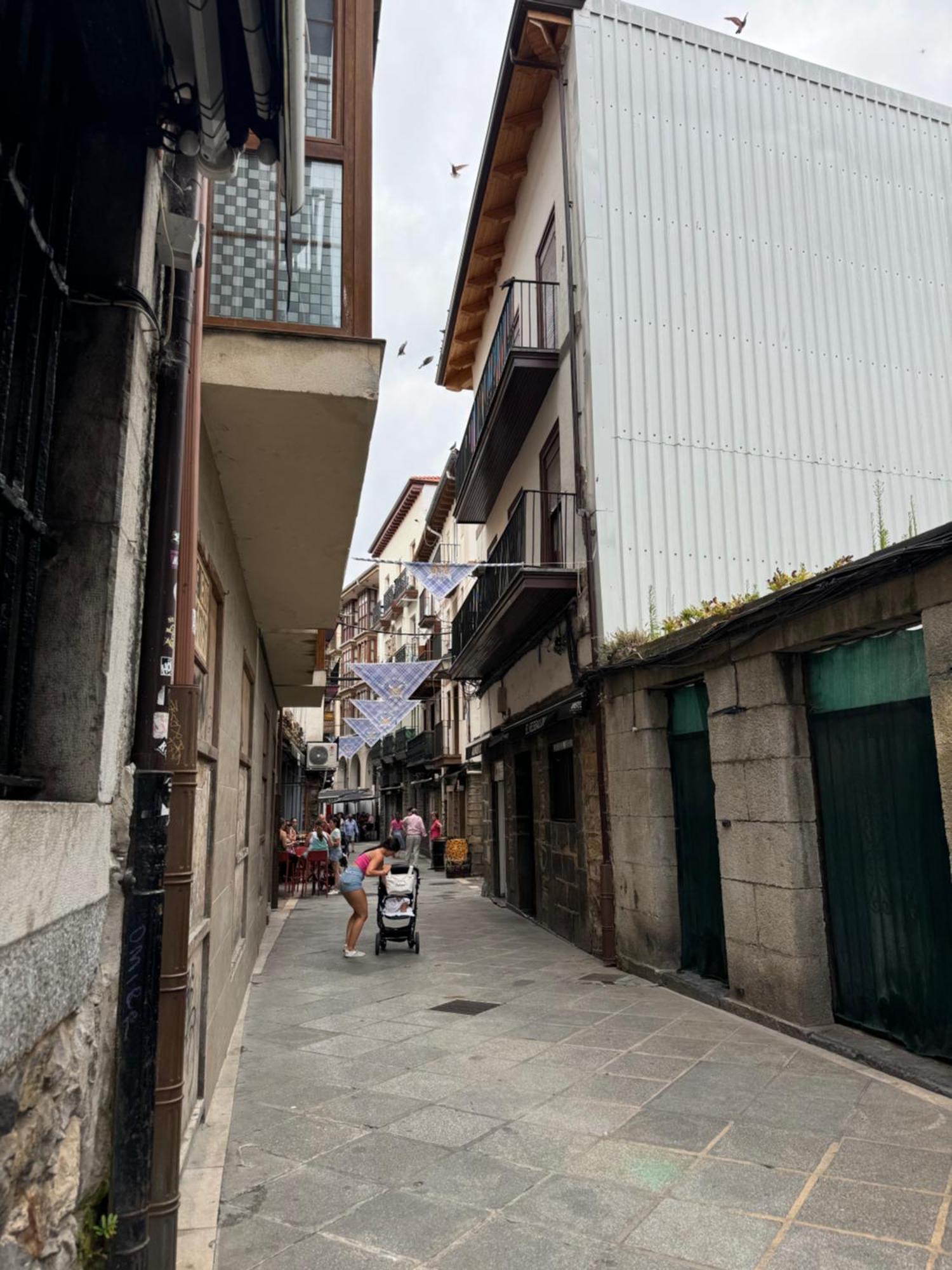 La Zona Mas Animada De Castro, Bares Y Restaurantes Lejlighed Castro Urdiales Eksteriør billede